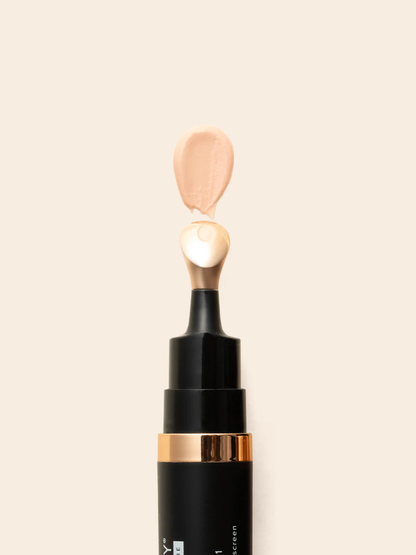 Corrector de Ojos Luminoso SPF 41