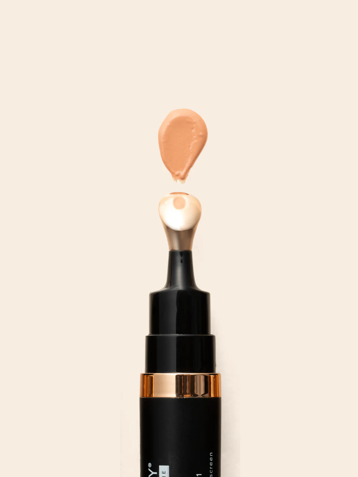 Corrector de Ojos Luminoso SPF 41